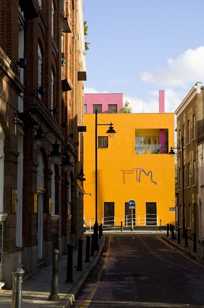 Fashion and Textile Museum